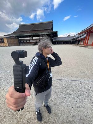Vlogging